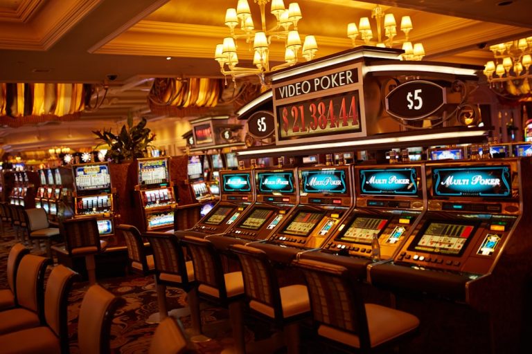 Dive into the Exciting World of Free Social Casino Games